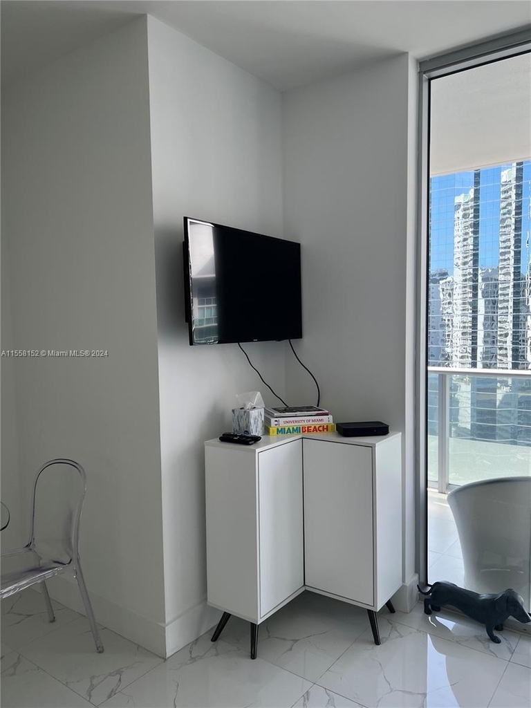 1300 Brickell Bay Dr - Photo 18