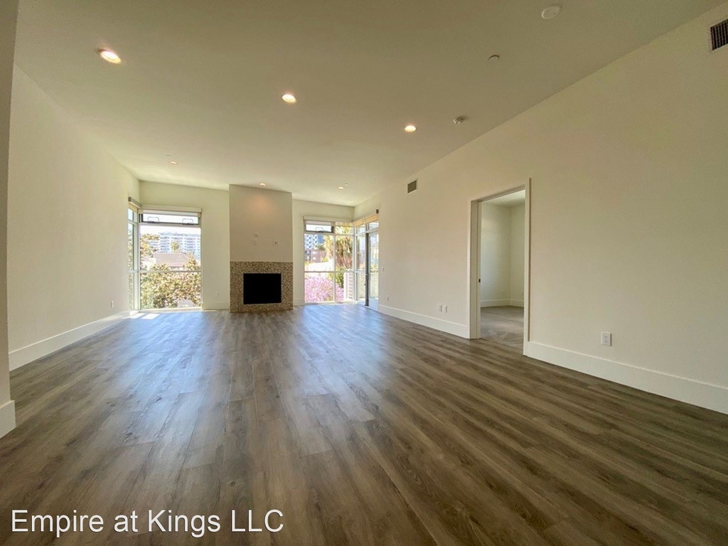 1232 N Kings Road - Photo 2