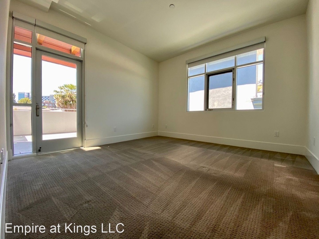 1232 N Kings Road - Photo 5