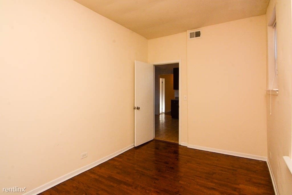 2325 N. Kedzie Boulevard, Unit 6 - Photo 14