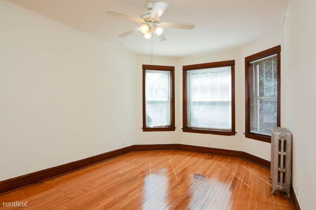 2453 N. Spaulding, Unit 4 - Photo 4