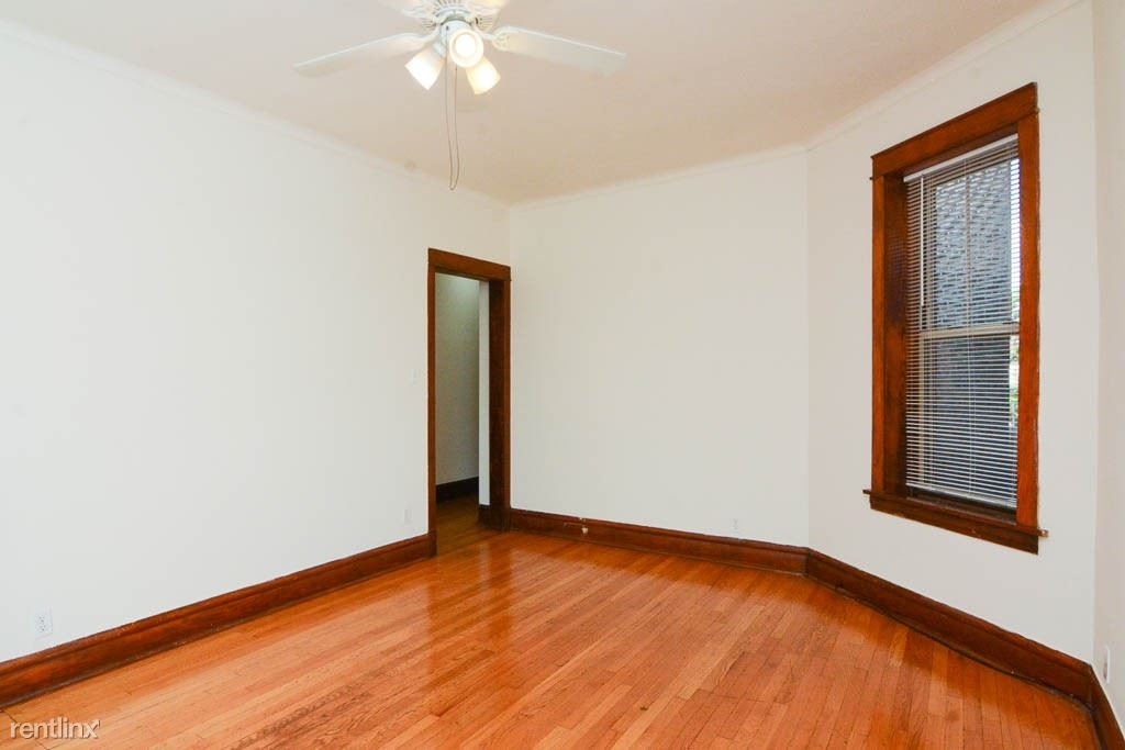 2453 N. Spaulding, Unit 4 - Photo 7