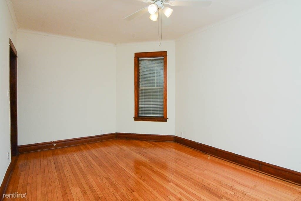 2453 N. Spaulding, Unit 4 - Photo 8