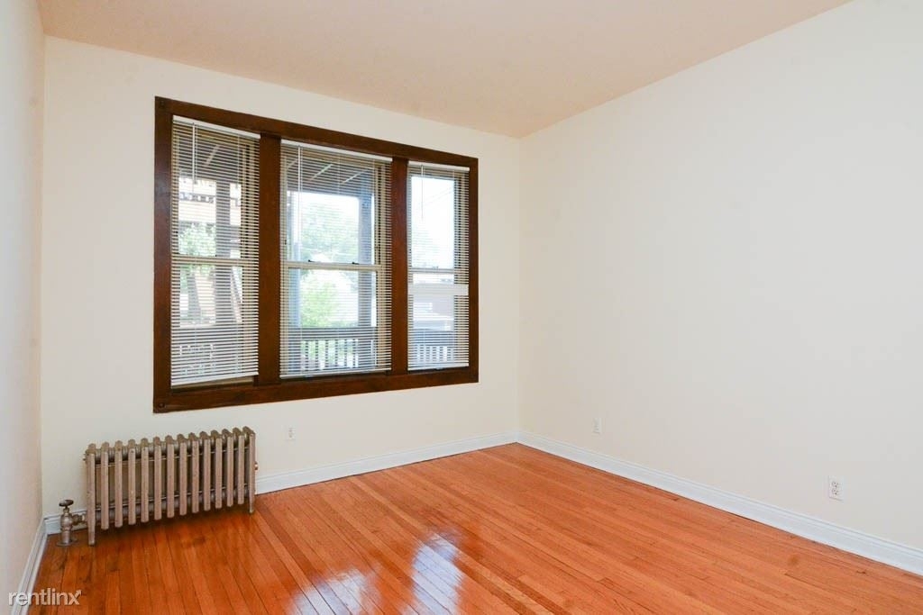 2453 N. Spaulding, Unit 7 - Photo 9