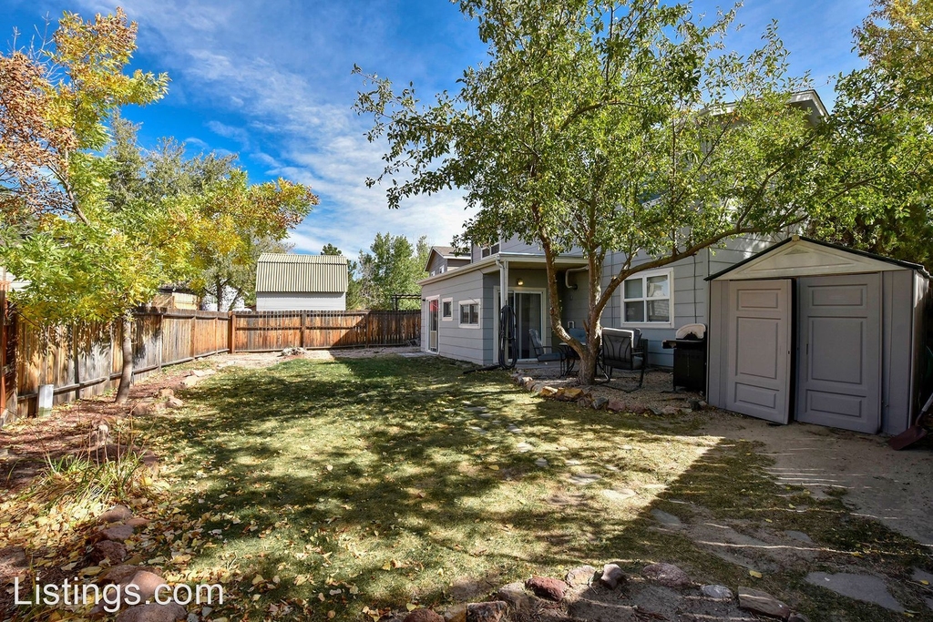 3510 Sydney Ter - Photo 20