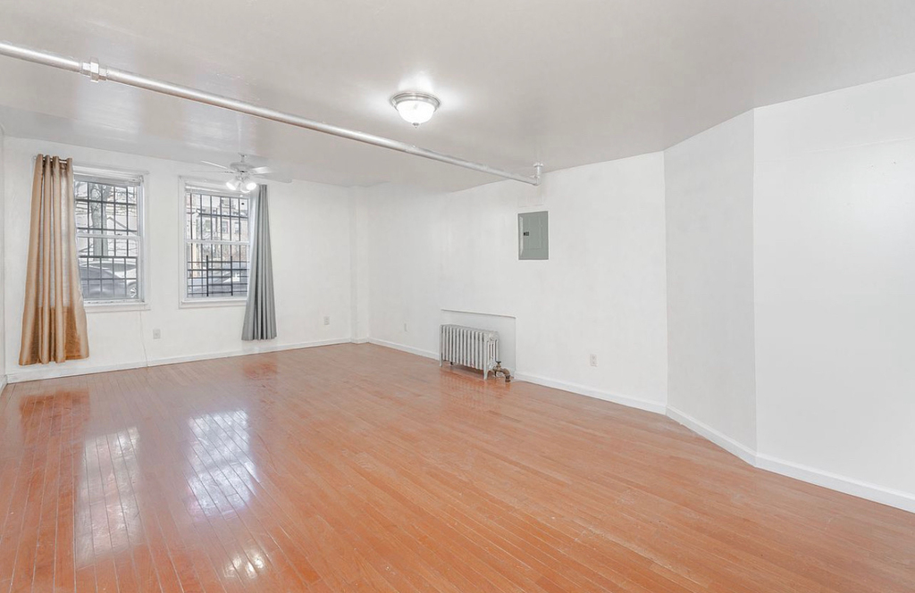 1034 Dekalb Avenue - Photo 3