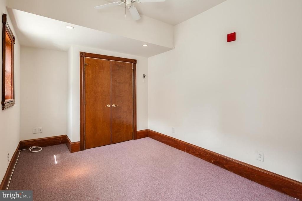 2739 W Girard Ave - Photo 5