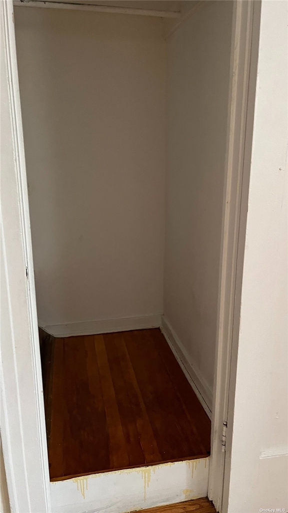 79-01 Ankener Avenue - Photo 2