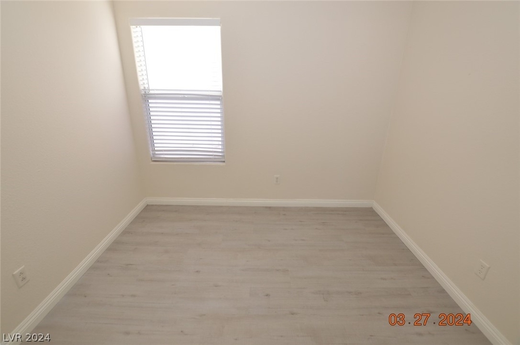 9330 Cool Creek Avenue - Photo 21