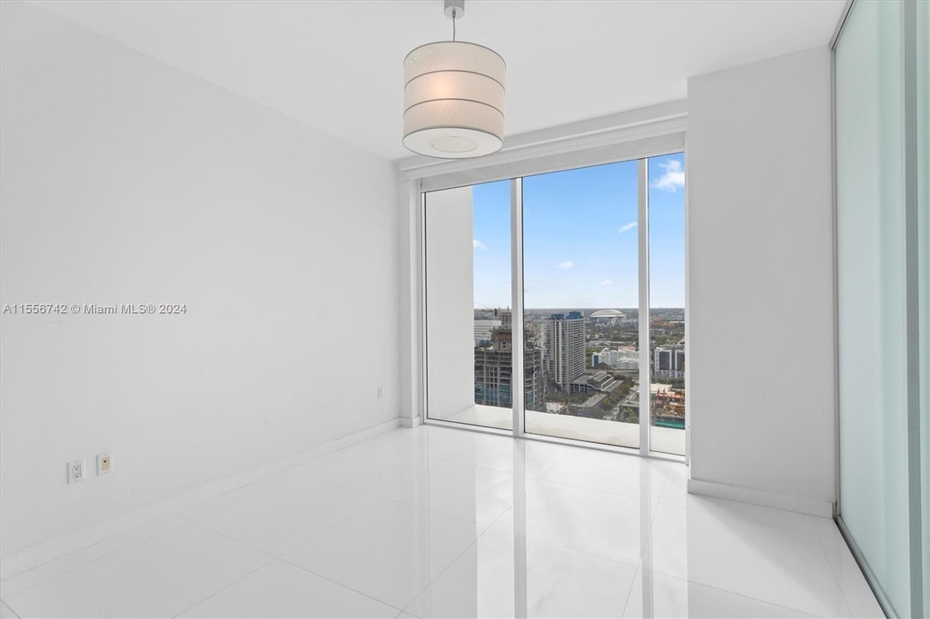 1040 Biscayne Blvd - Photo 19