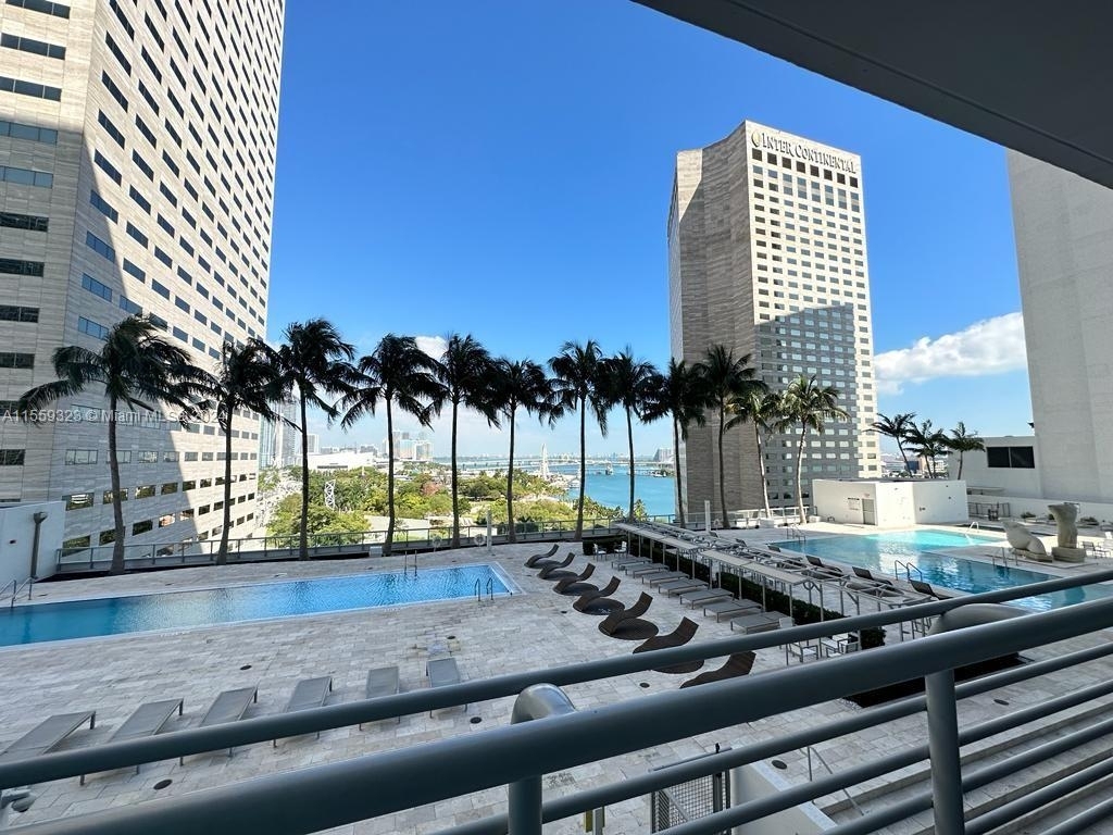 325 S Biscayne Blvd - Photo 12