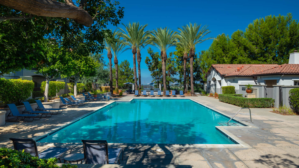 21022 Los Alisos Blvd - Photo 3