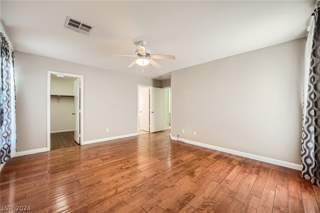 7454 Scottish Castle Avenue - Photo 13