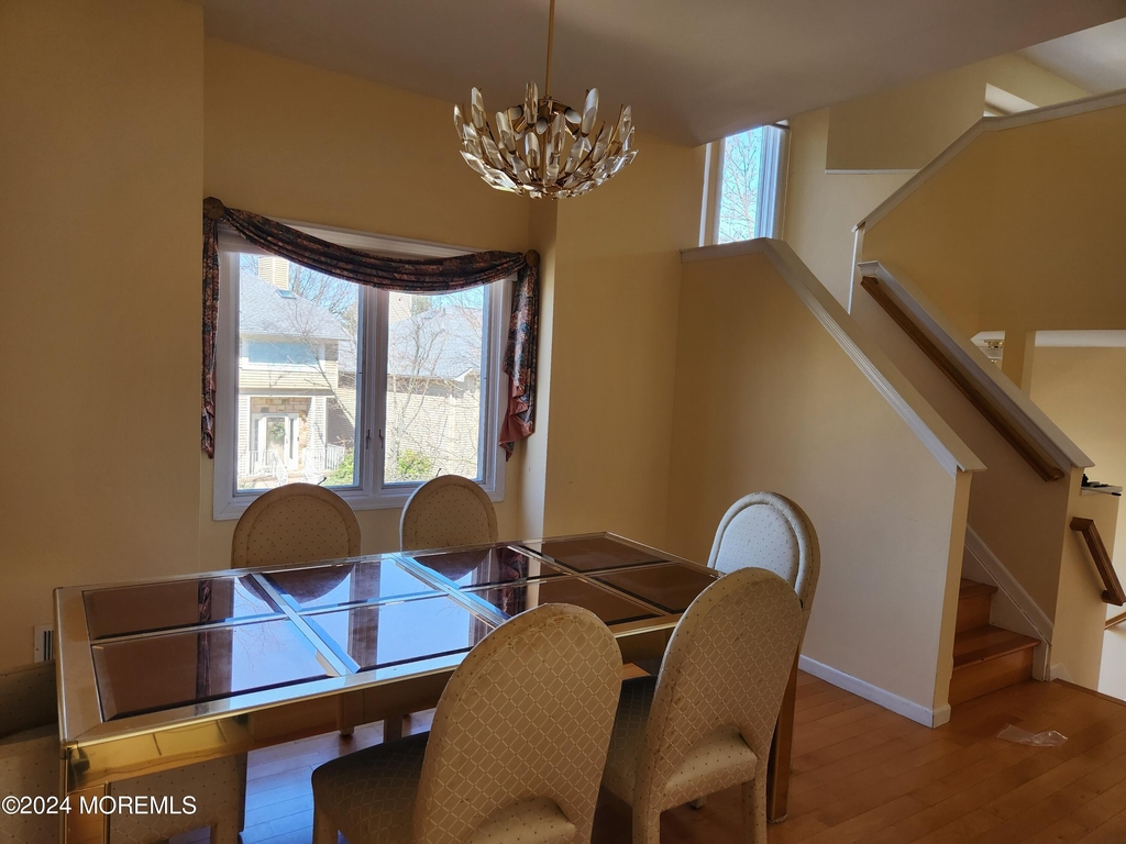 136 Clarken Drive - Photo 2