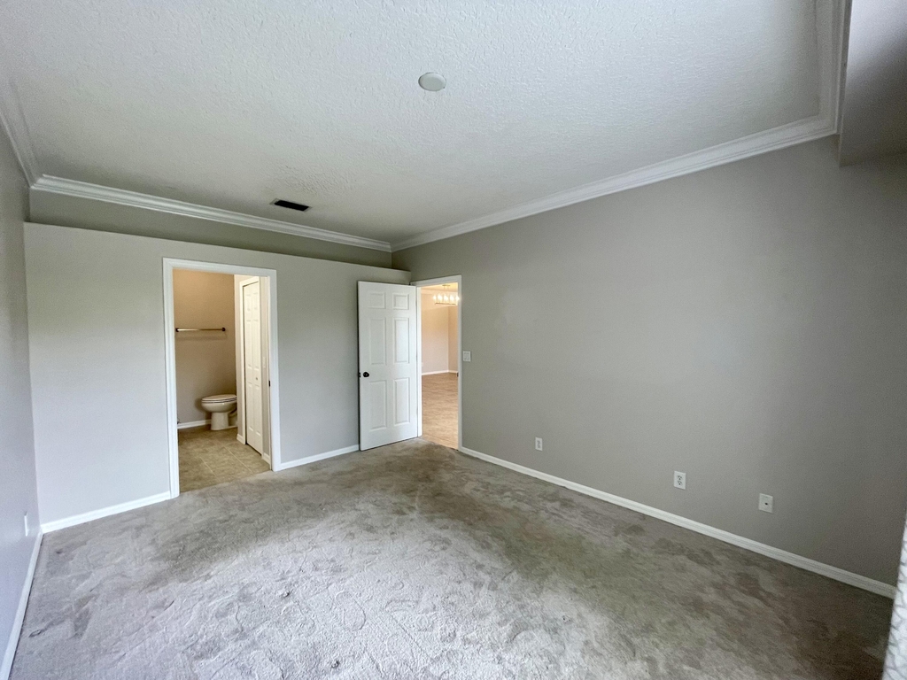 6295 33rd Manor - Photo 22