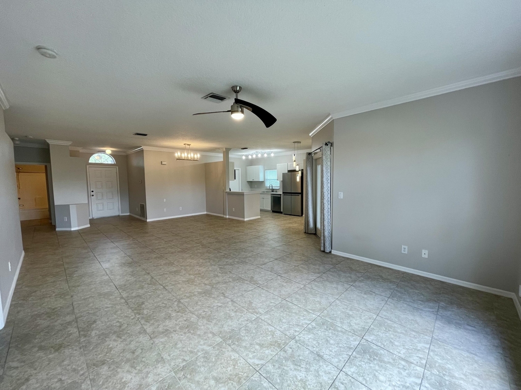 6295 33rd Manor - Photo 12