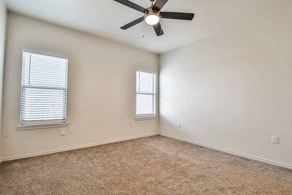 5630 Lehigh Street - Photo 13