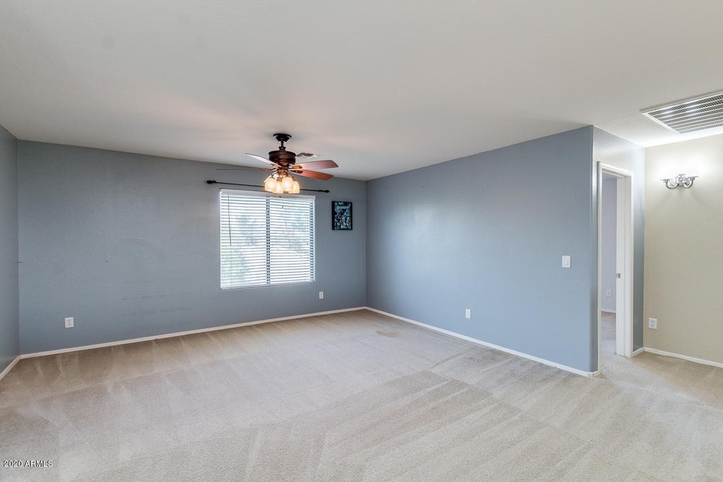 9903 W Riverside Avenue - Photo 41