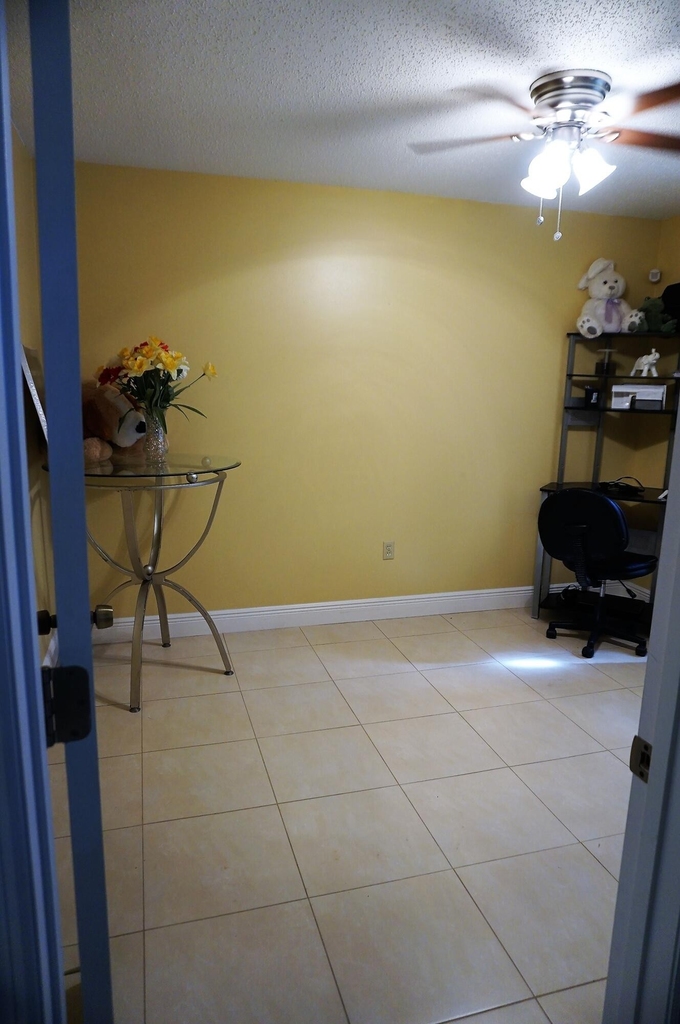 580 Parkside Avenue - Photo 9