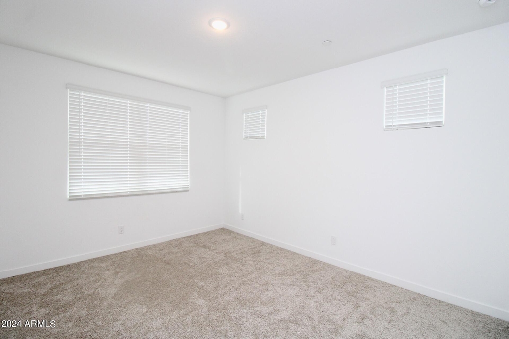 664 S Melvin Street - Photo 10