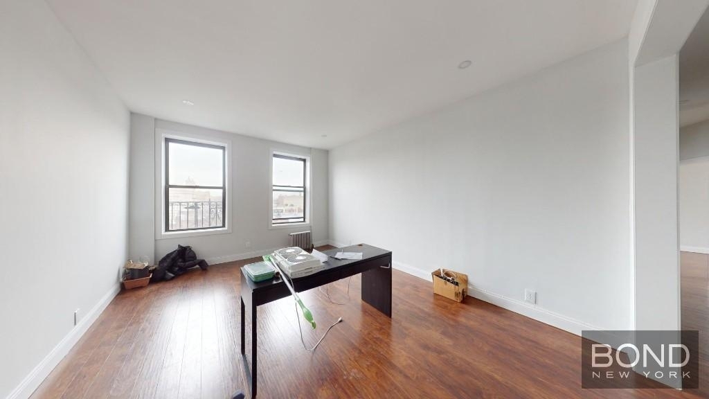 555 Ocean Avenue - Photo 3