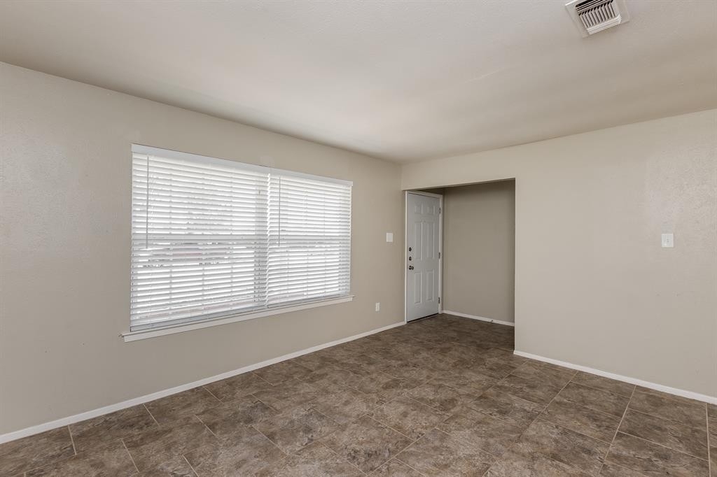 3501 Carriage Hill Drive - Photo 6