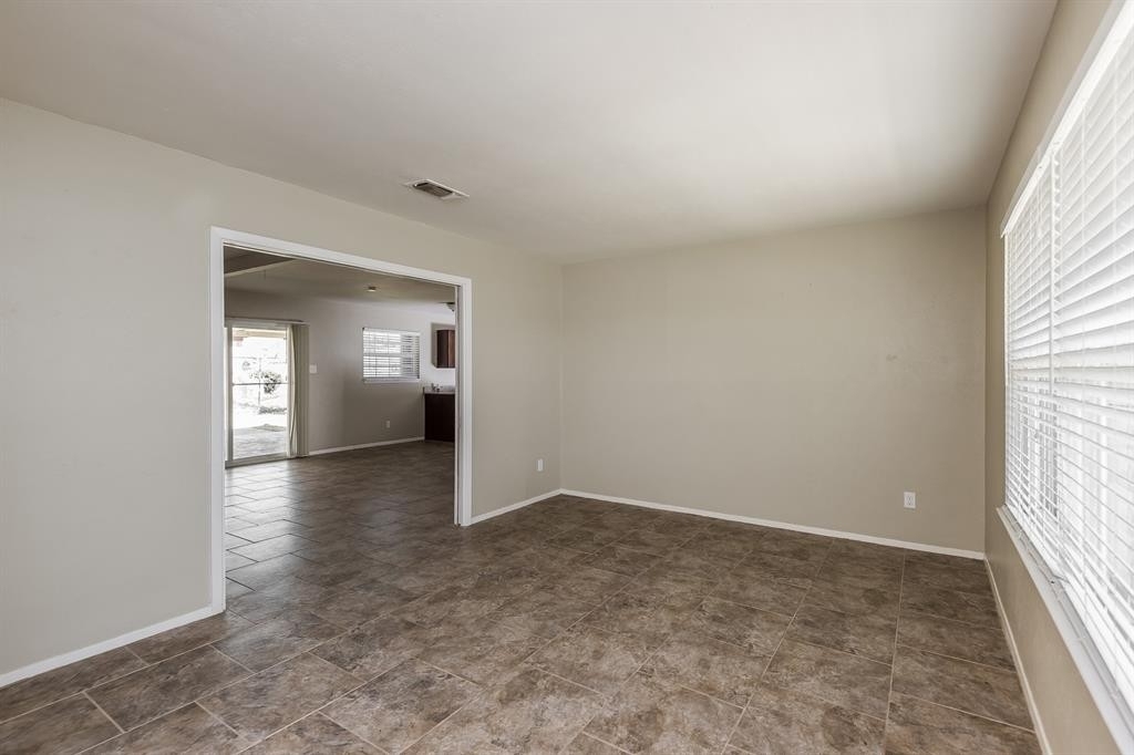 3501 Carriage Hill Drive - Photo 5
