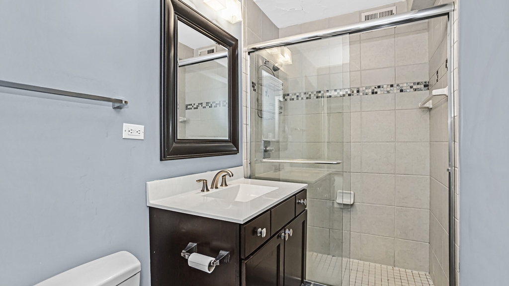 3180 N Lake Shore Drive - Photo 7