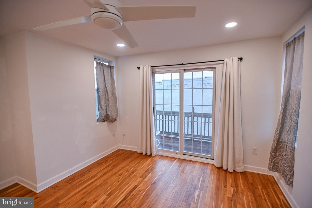 101 N Luzerne Avenue - Photo 38