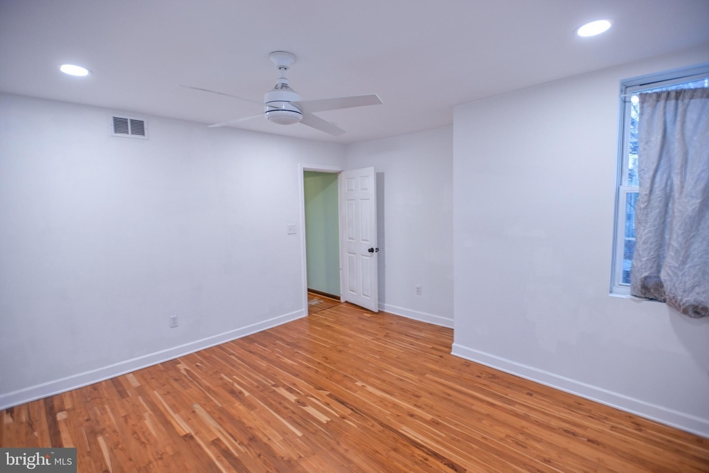 101 N Luzerne Avenue - Photo 34