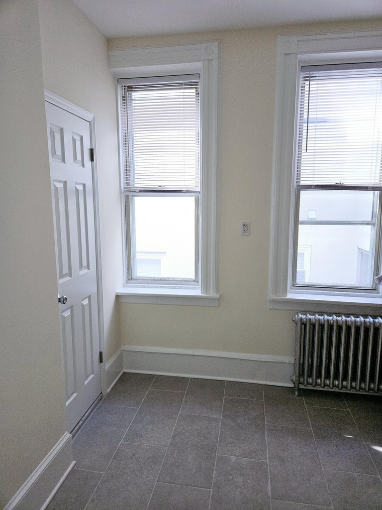 327 Jackson St - Photo 29