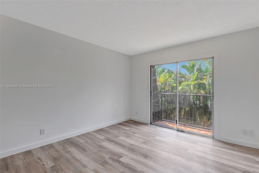 6141 Sw 42nd Ct - Photo 10