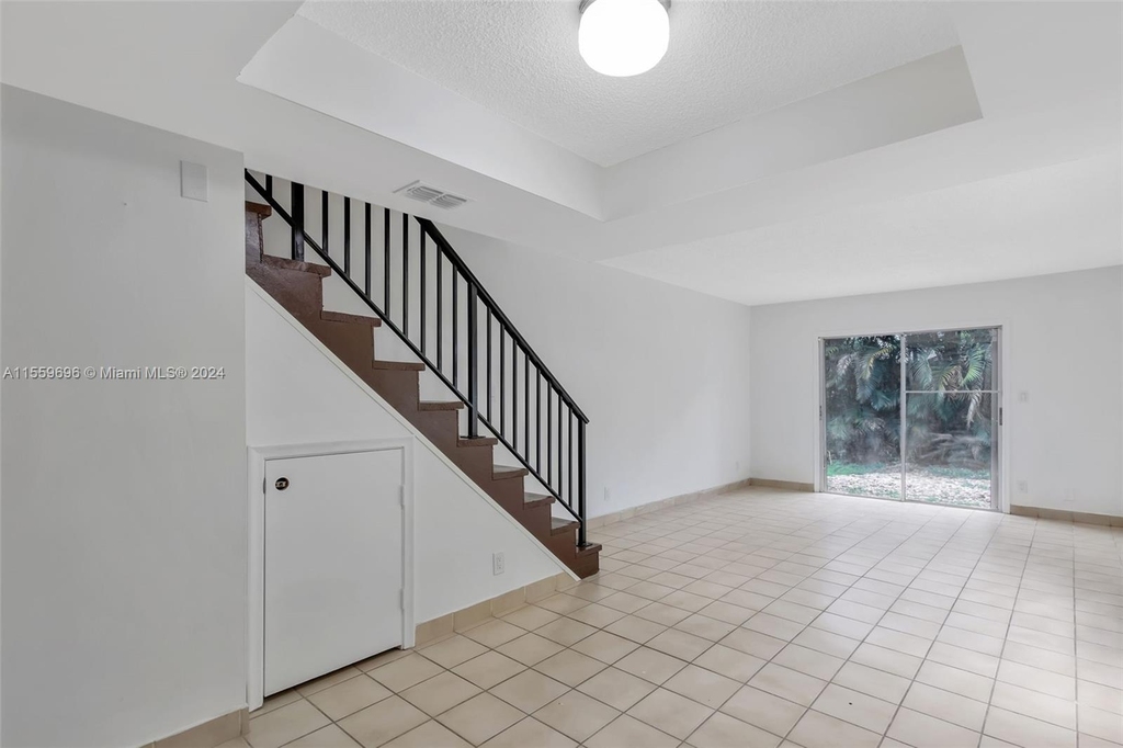 6141 Sw 42nd Ct - Photo 2