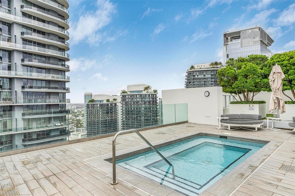 1010 Brickell Ave - Photo 20