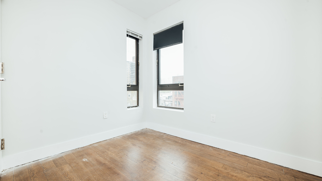 146 Meserole Ave #4A - Photo 5