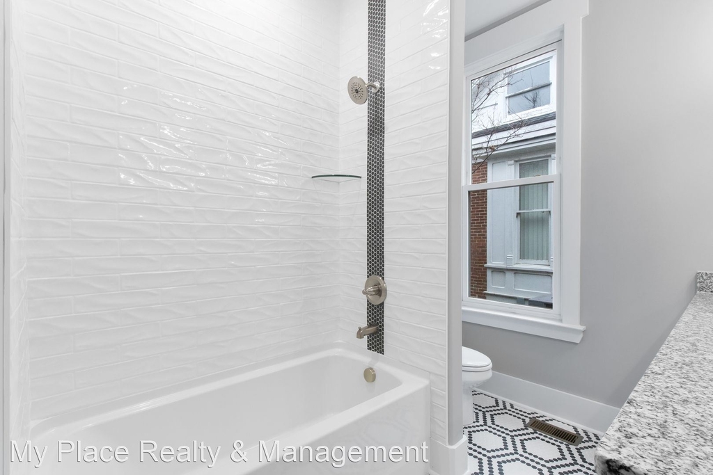 122 4th St - Photo 16