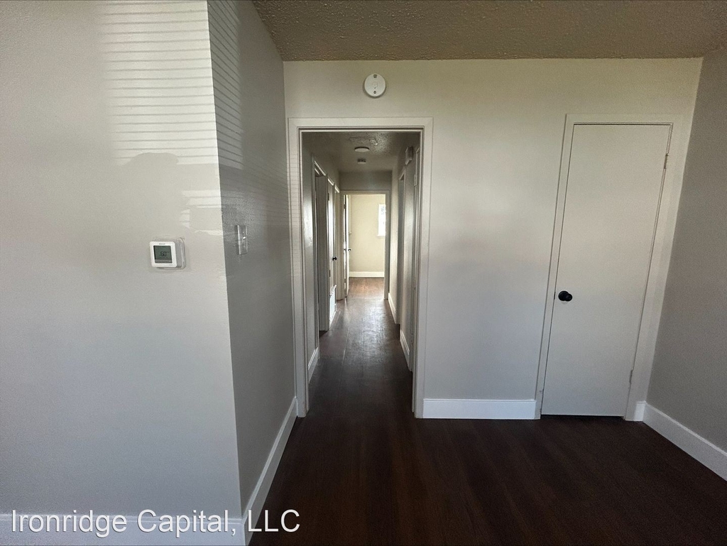 818 West Texas Street - Photo 9