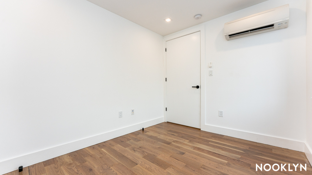 128 Montrose Ave #304 - Photo 6