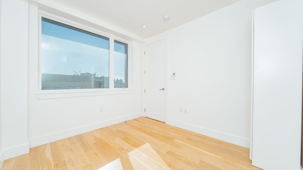 77 Clay Street #3B - Photo 6