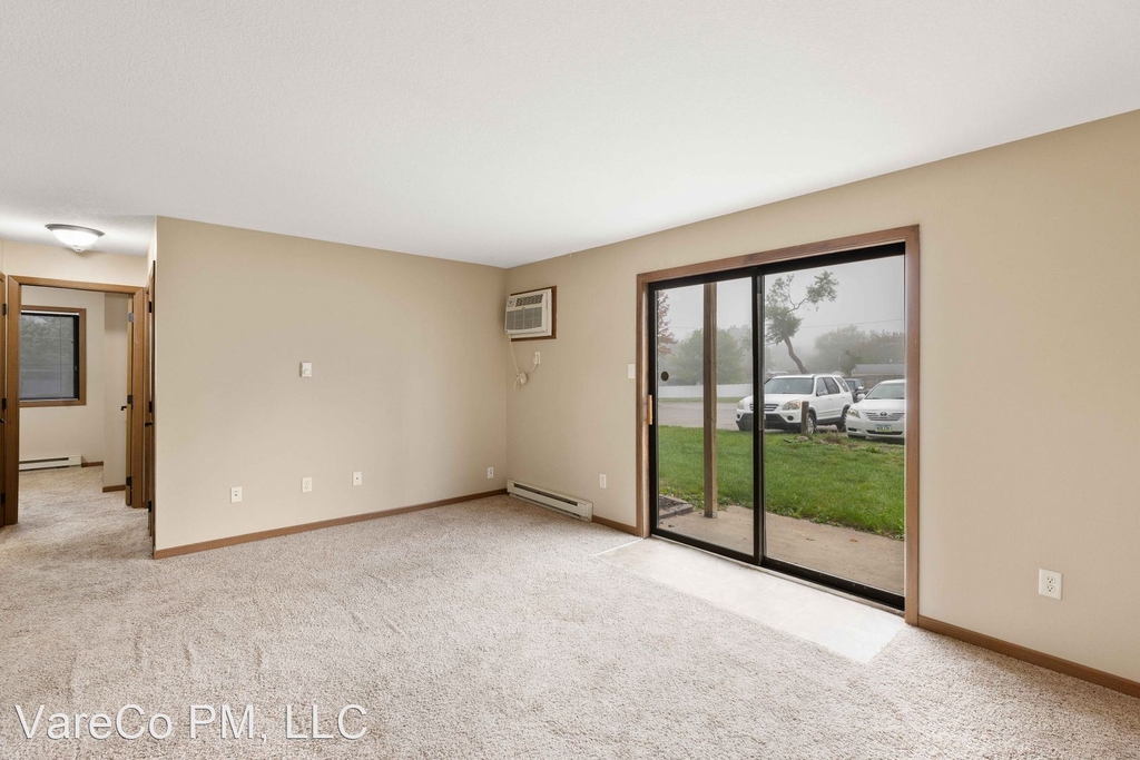 530 E Kenyon - Photo 10