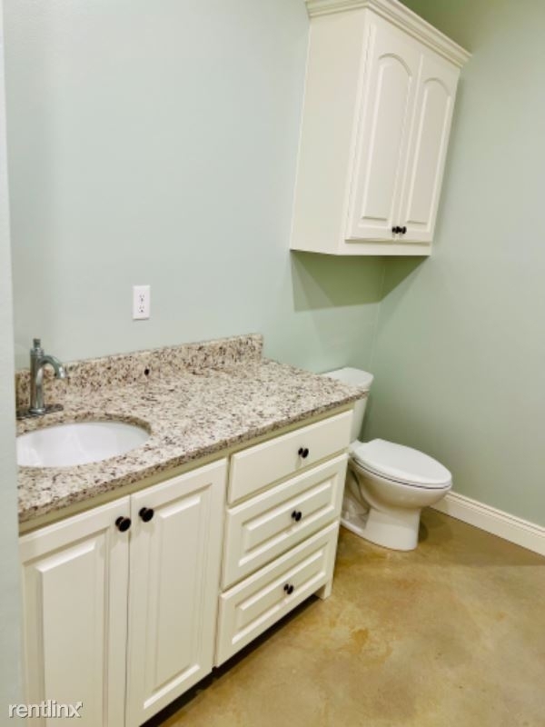 2515 Barbara St. 3 - Photo 1