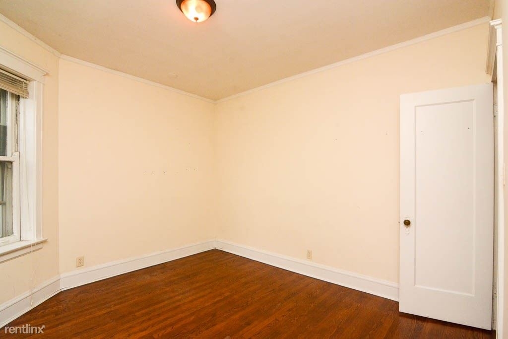 2823 W. Logan Boulevard, Unit 9 - Photo 15