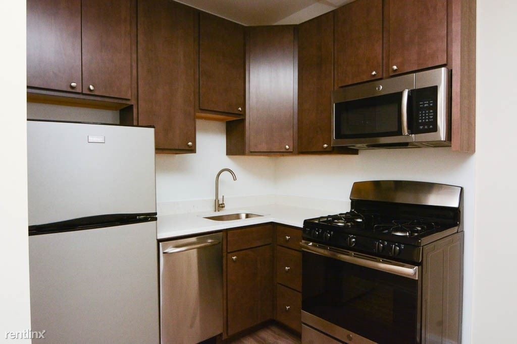 2936 W. Palmer, Unit C302 - Photo 4