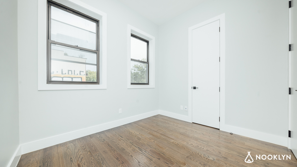 644 Lorimer St #3B - Photo 7