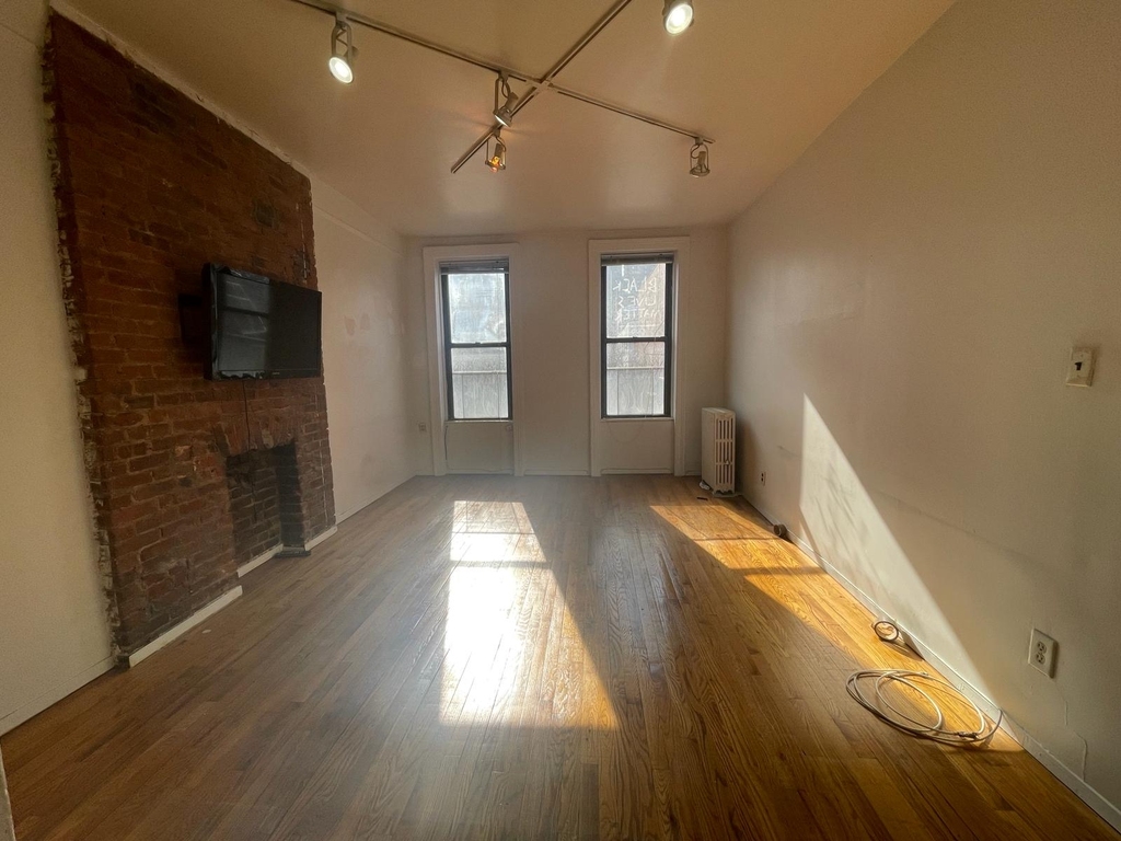 451 West 46th Street - Photo 0