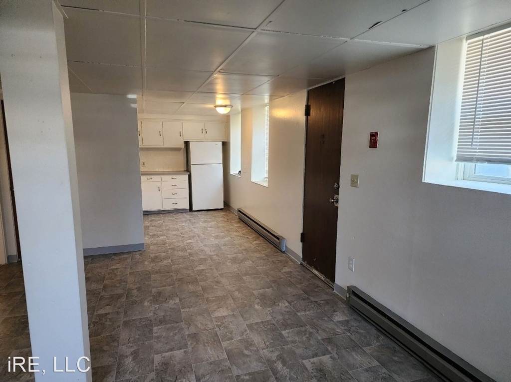 1125 W 11th Ave - Photo 2