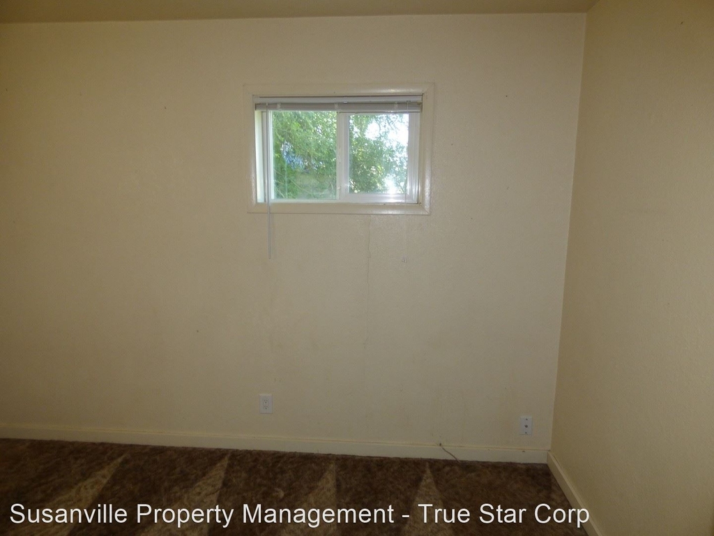 305 N Spring St - Photo 13