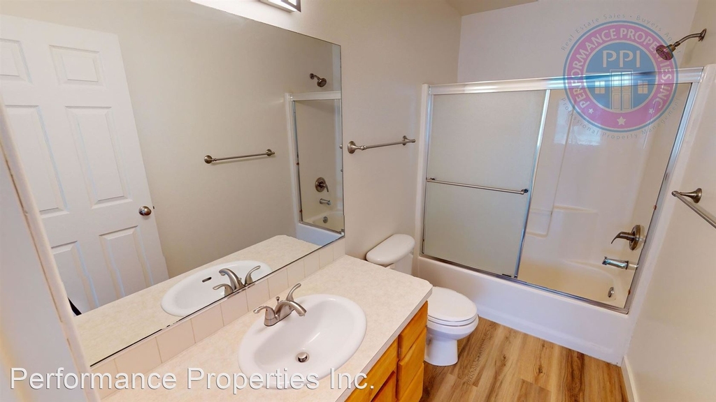 39242 Amherst Street - Photo 15