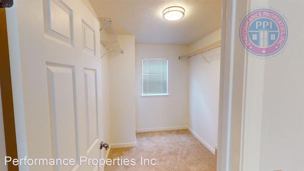 39242 Amherst Street - Photo 19