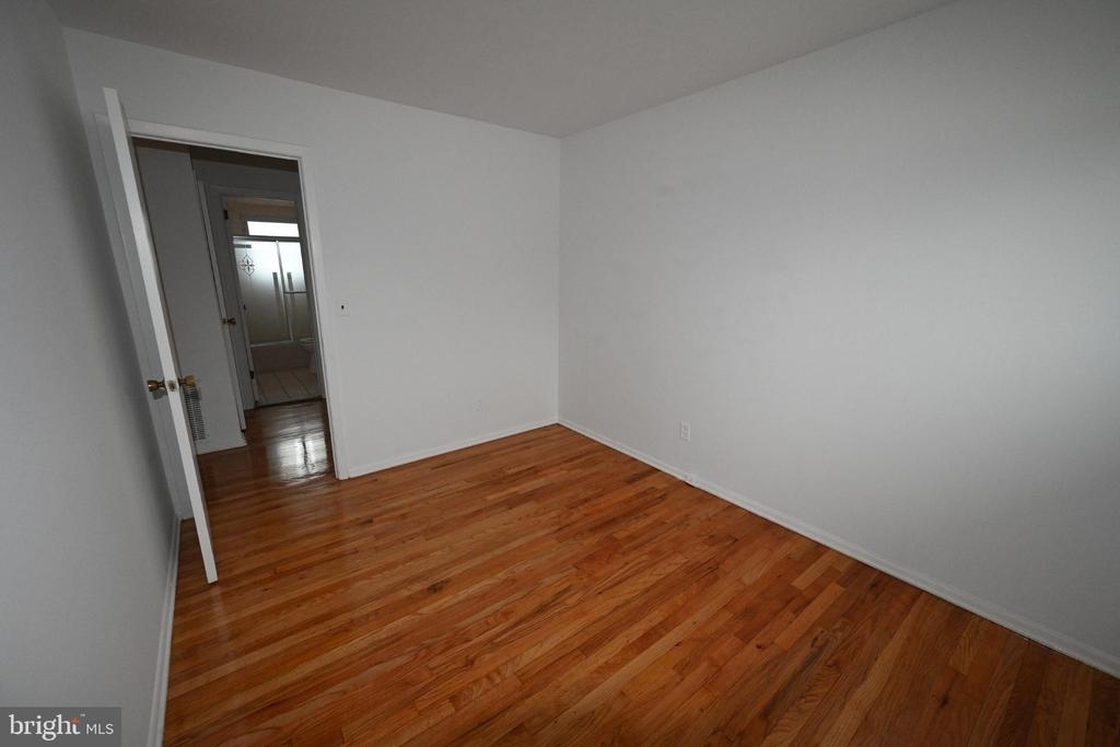 30 Van Buren Ave - Photo 5